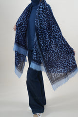 Friendly Hunting Tuch Felted Stole Cheetah Indigo