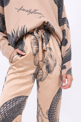 Friendly Hunting Hose Pali Garden Eden Honey