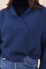 Be You Pullover Be Victorious Navy