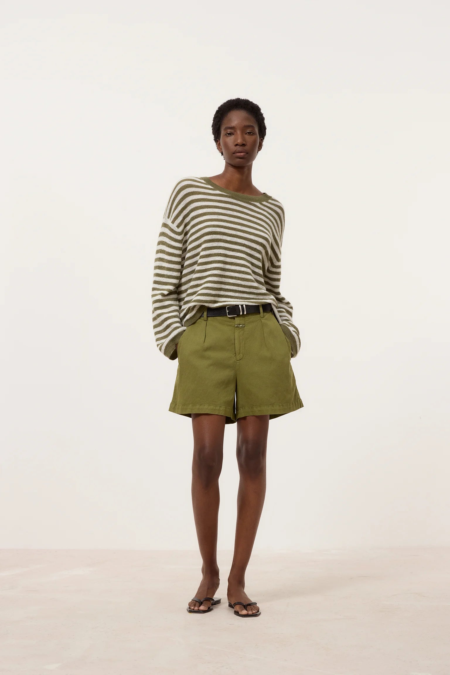 Closed Shorts Revyl Hunter Green
