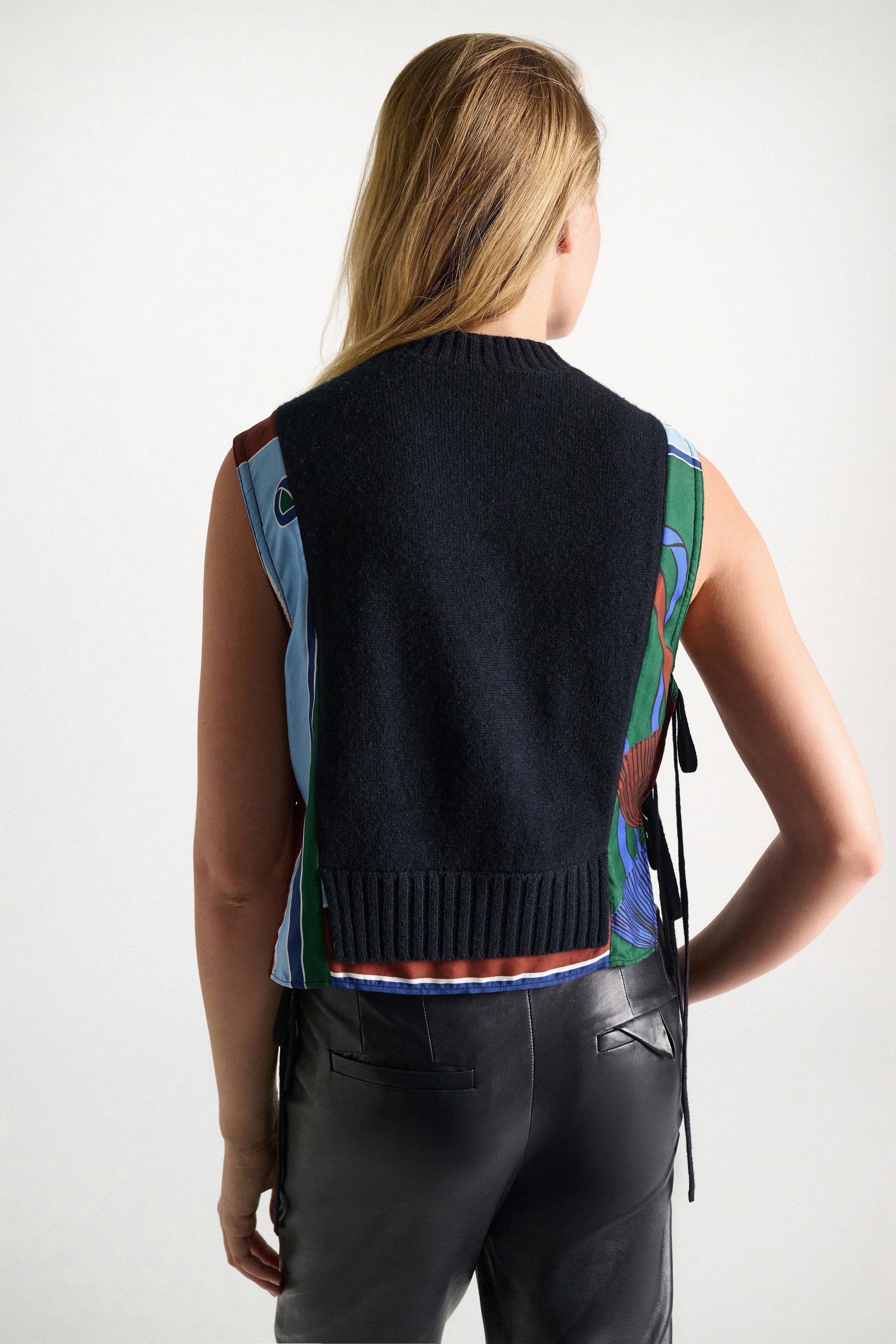 Dorothee Schumacher Gilet Foulard Sea