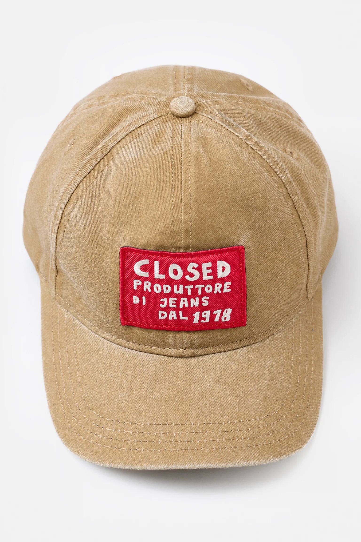 Closed Cap Light Chestnut