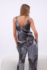 Friendly Hunting Top Lazy Garden Eden Husky