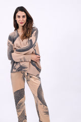 Friendly Hunting Pullover Aurora Garden Eden Honey