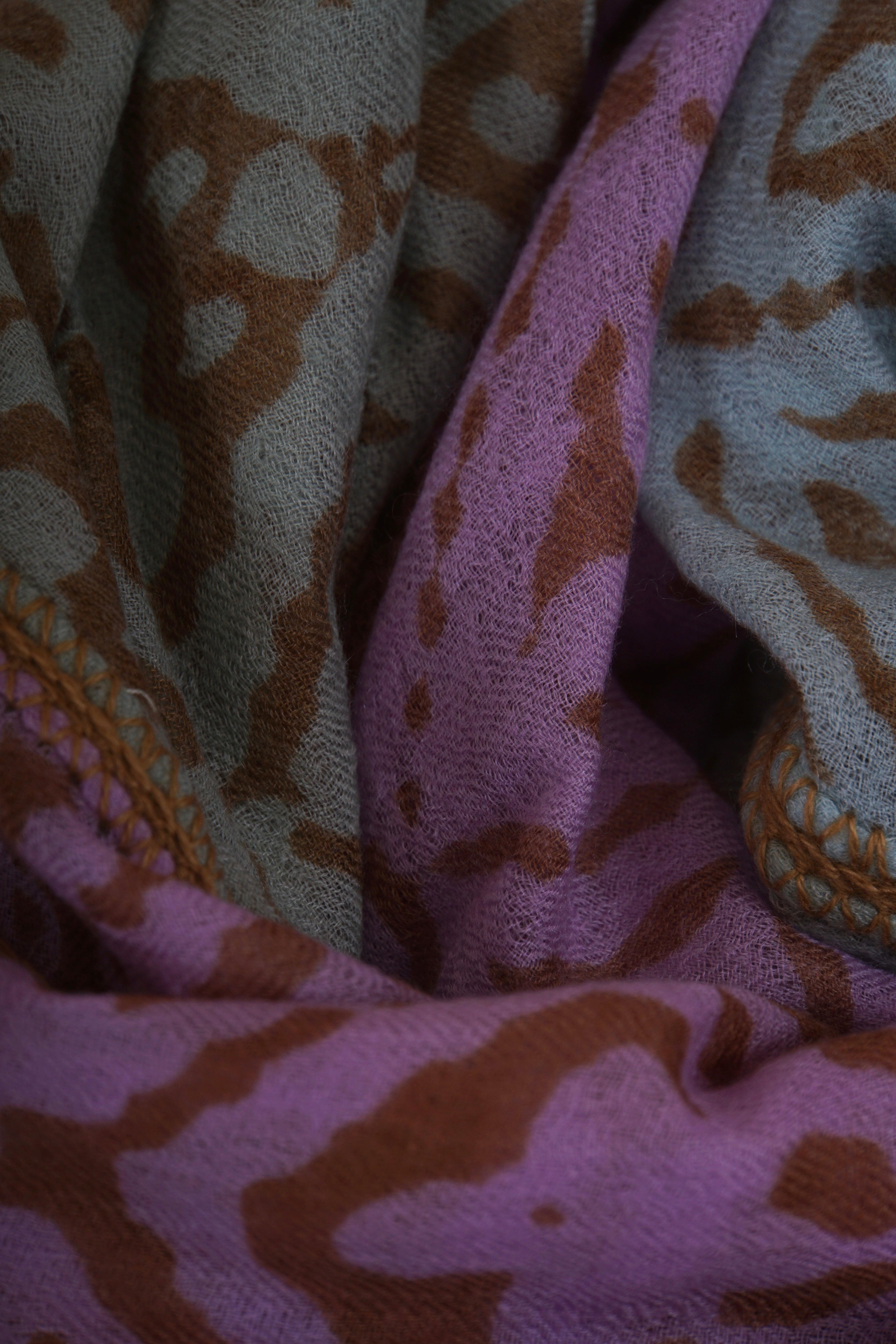 Friendly Hunting Tuch Scarf Patch Eyes of Marrakesh Grizzly