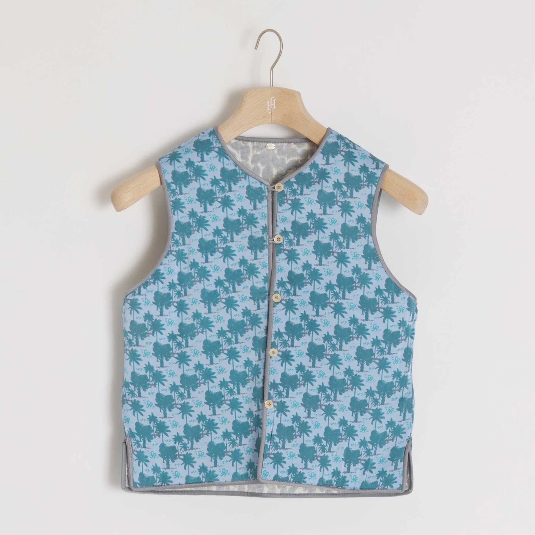 Friendly Hunting Vest Reversible Cheetah Centaurea
