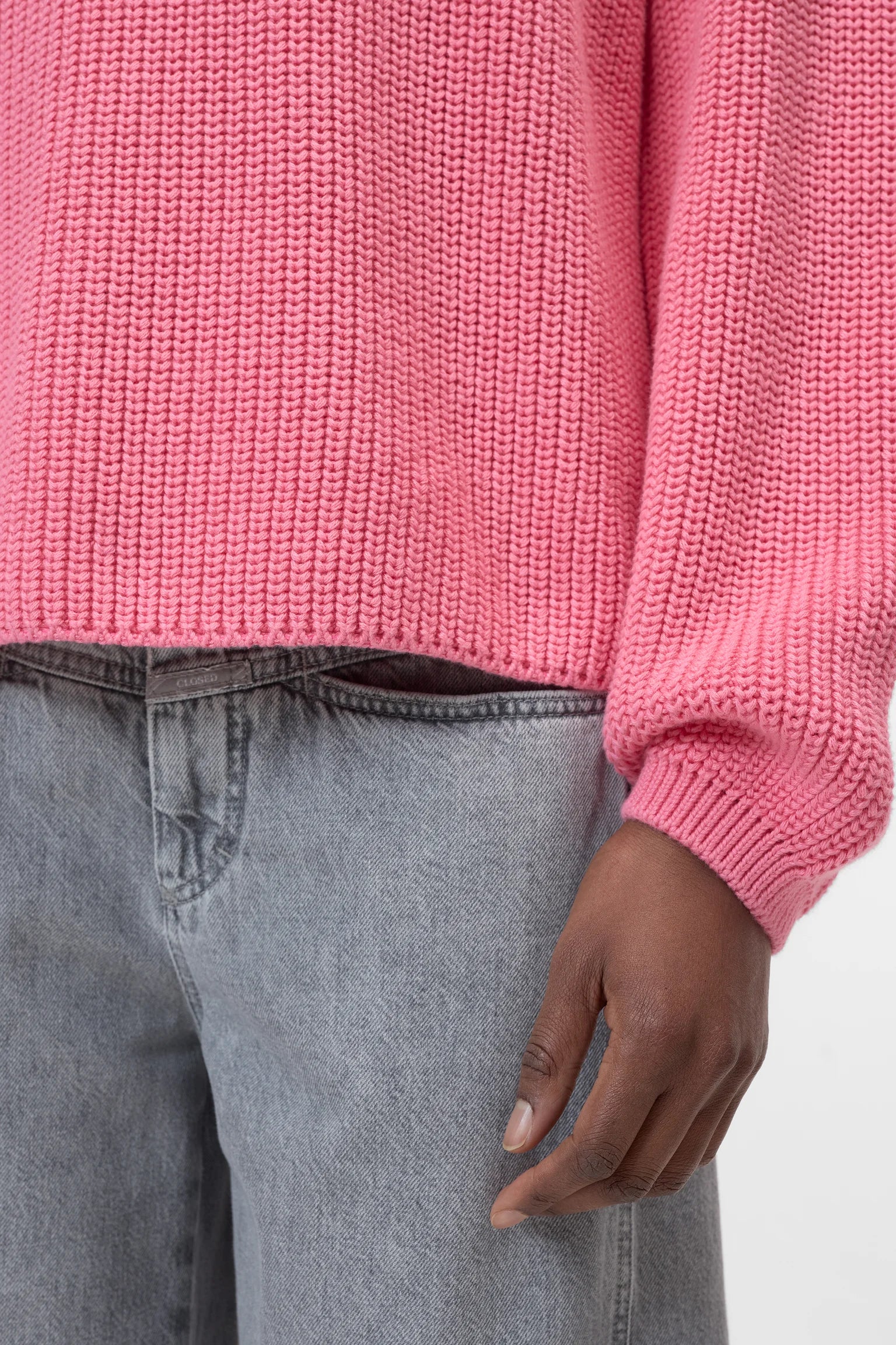Closed Crewneck Peony Pink