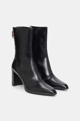 Dorothee Schumacher Boots Chic Classic