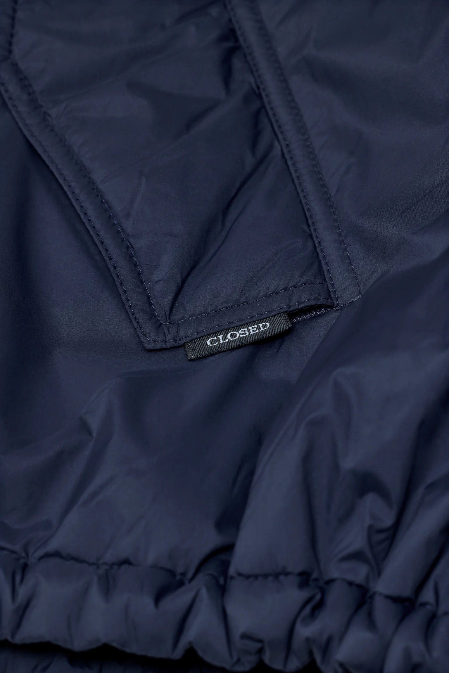 Closed Blouson Navy