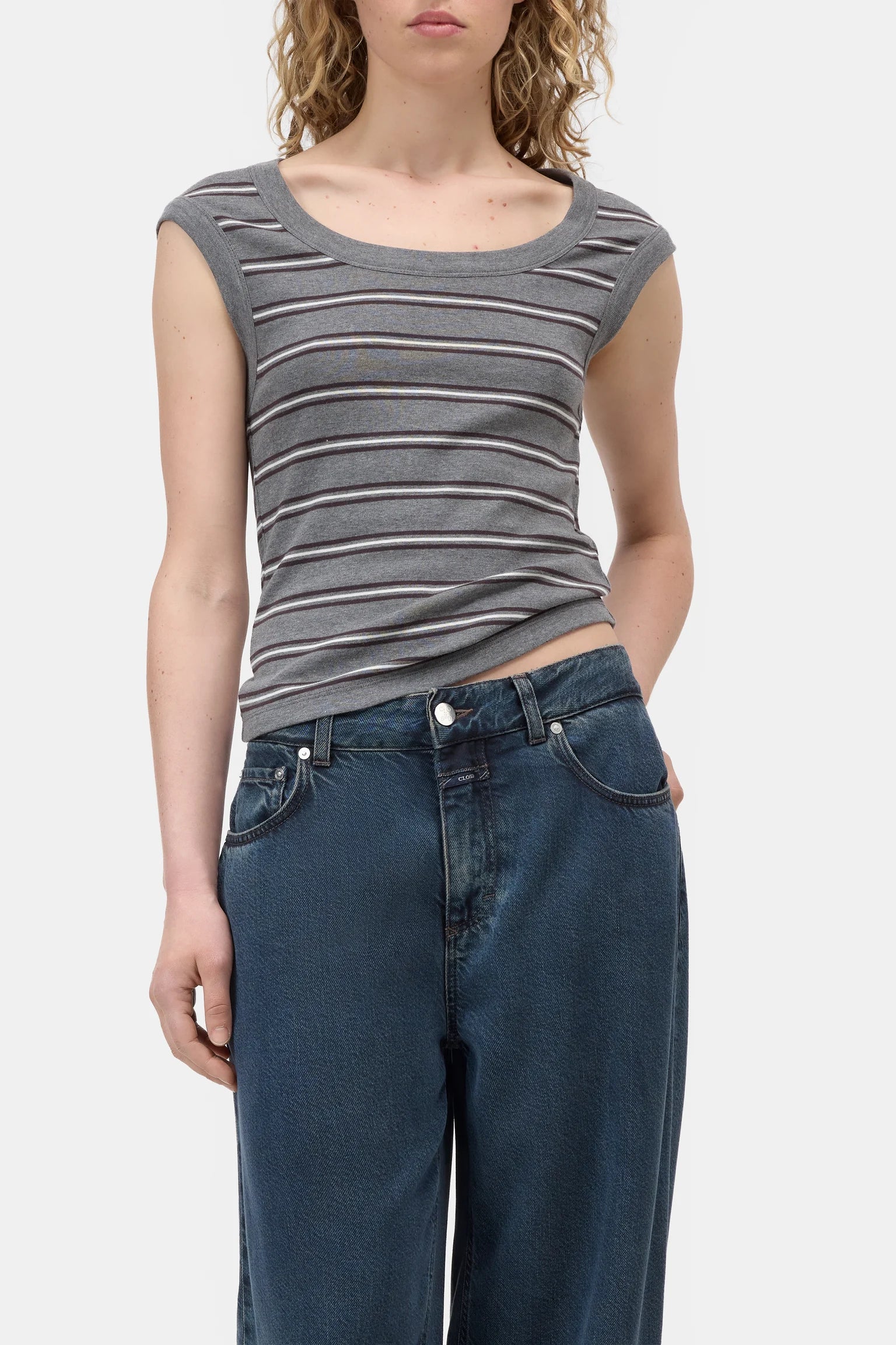 Closed Tee Cap Sleeve