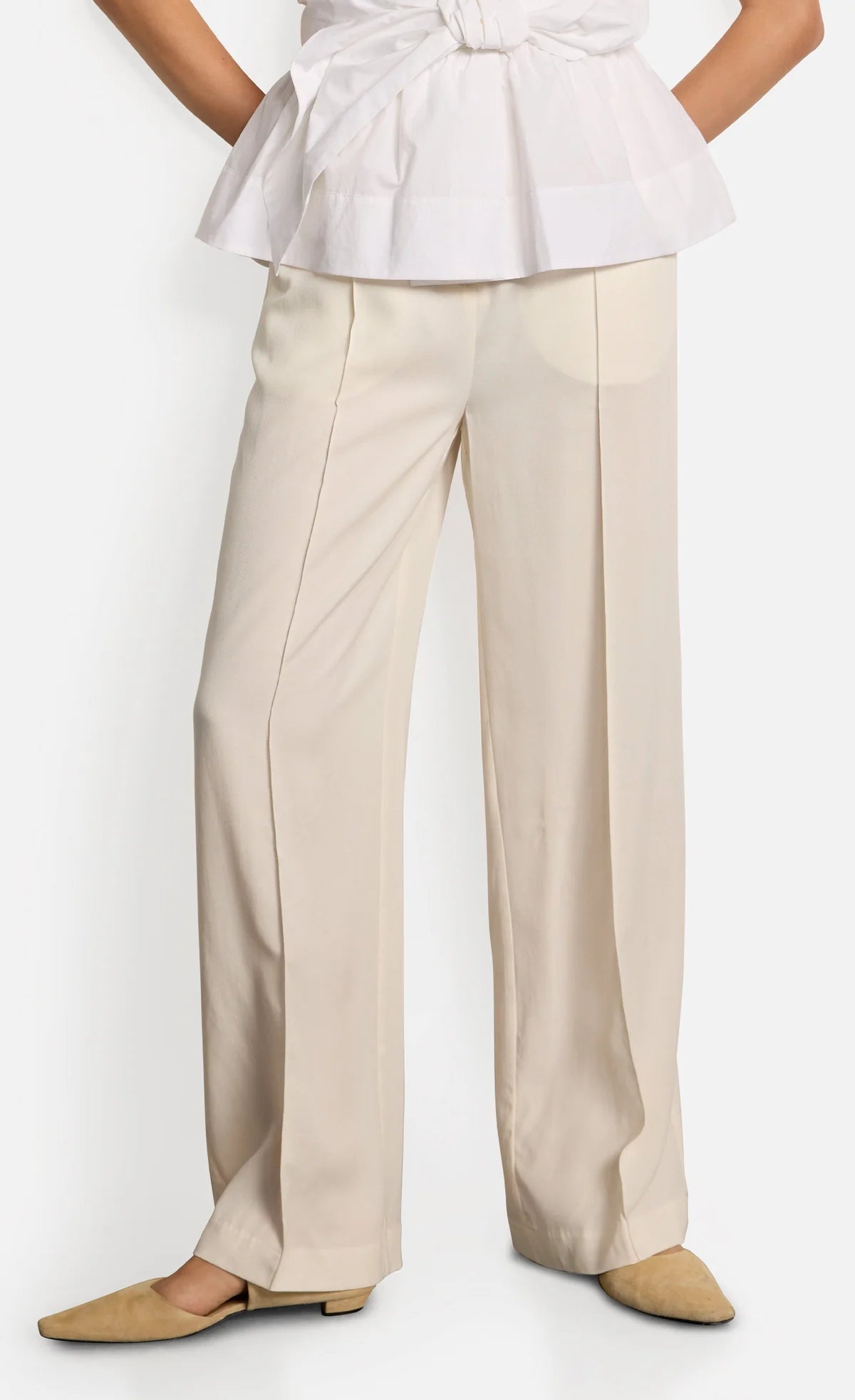 Kiefermann Trousers Nivetha White