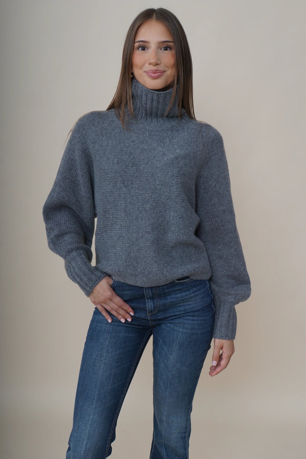 Alcidia Da Veiga Pull Marina Pyrite