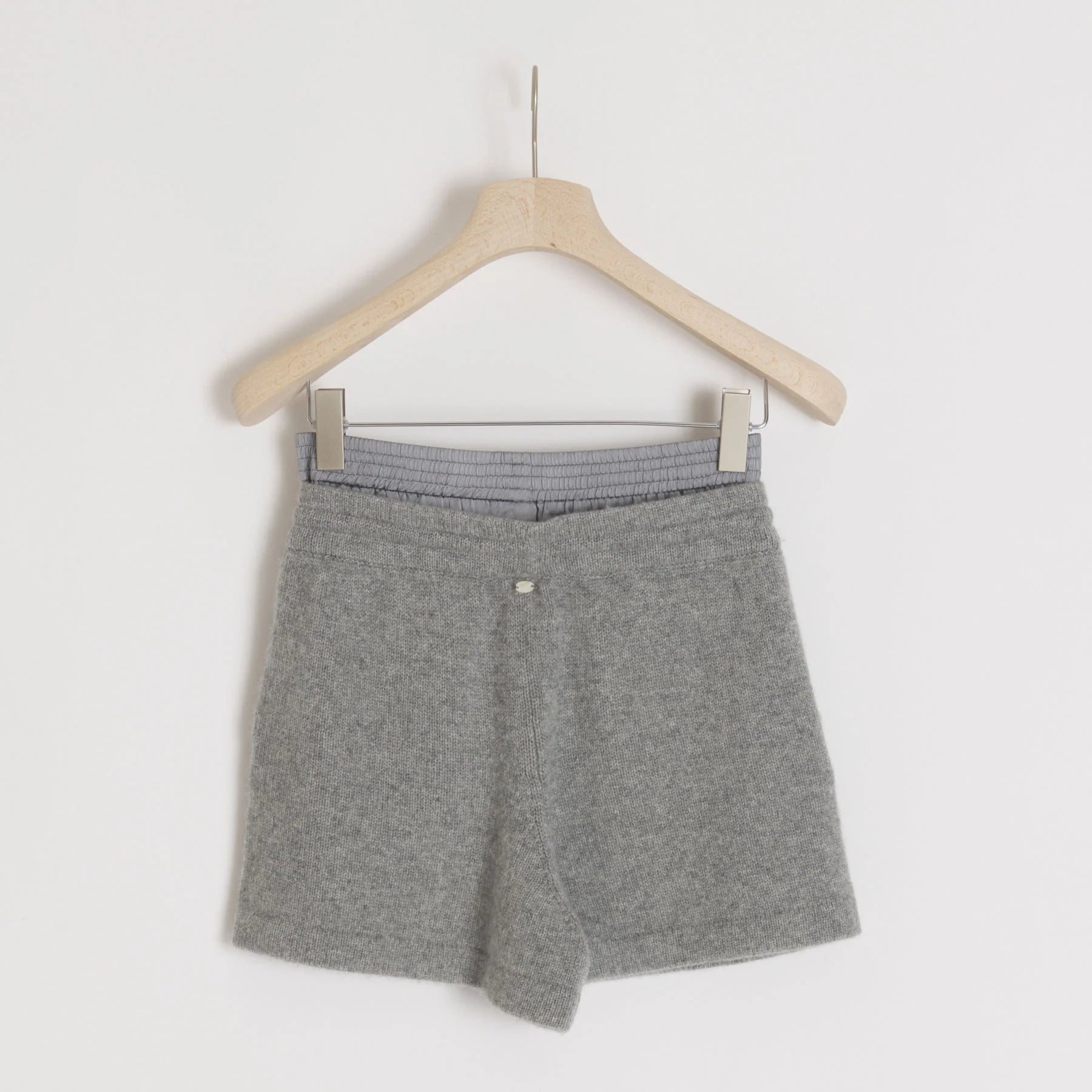 Friendly Hunting Shorts Piha