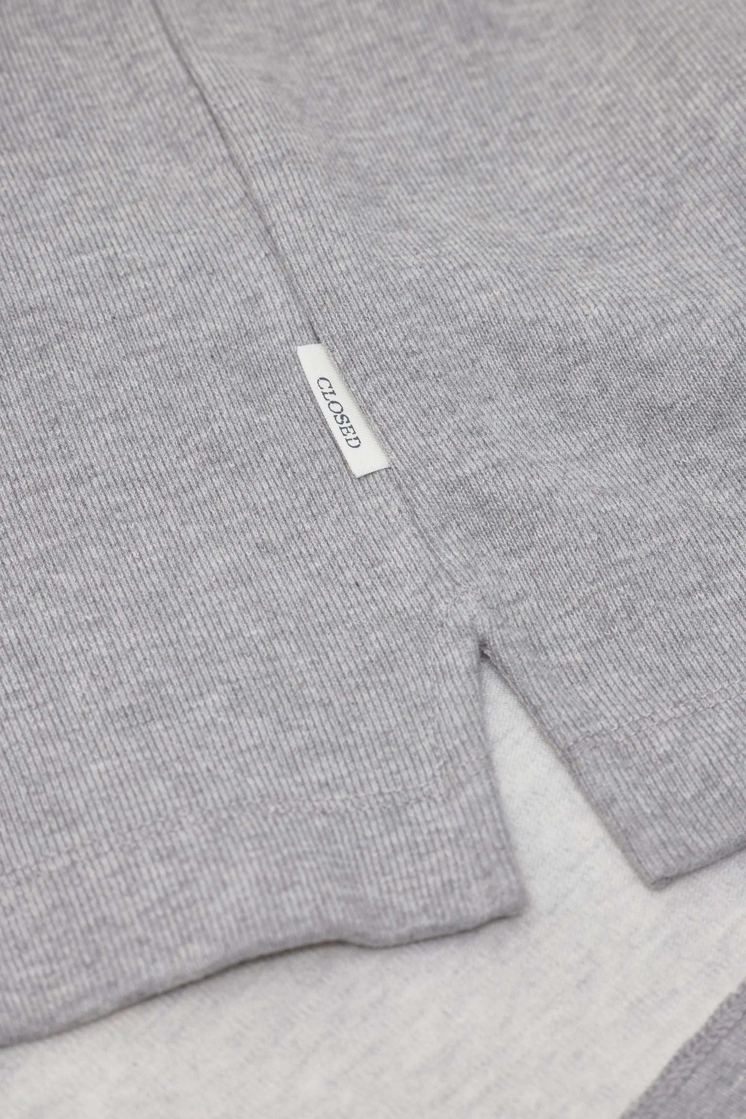 Closed Longsleeve Turn Up