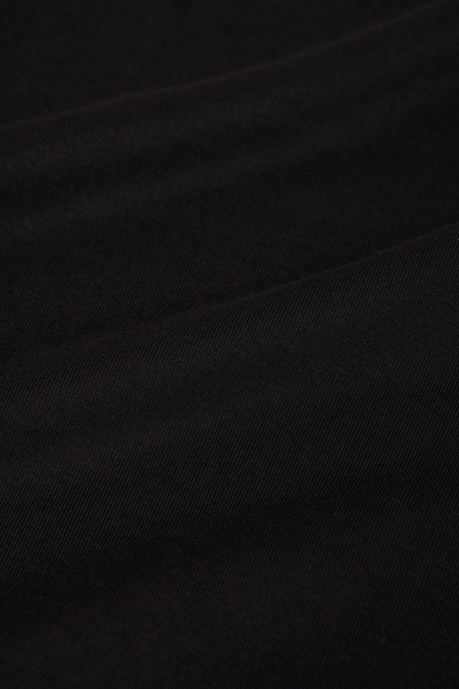 Closed Crewneck Black
