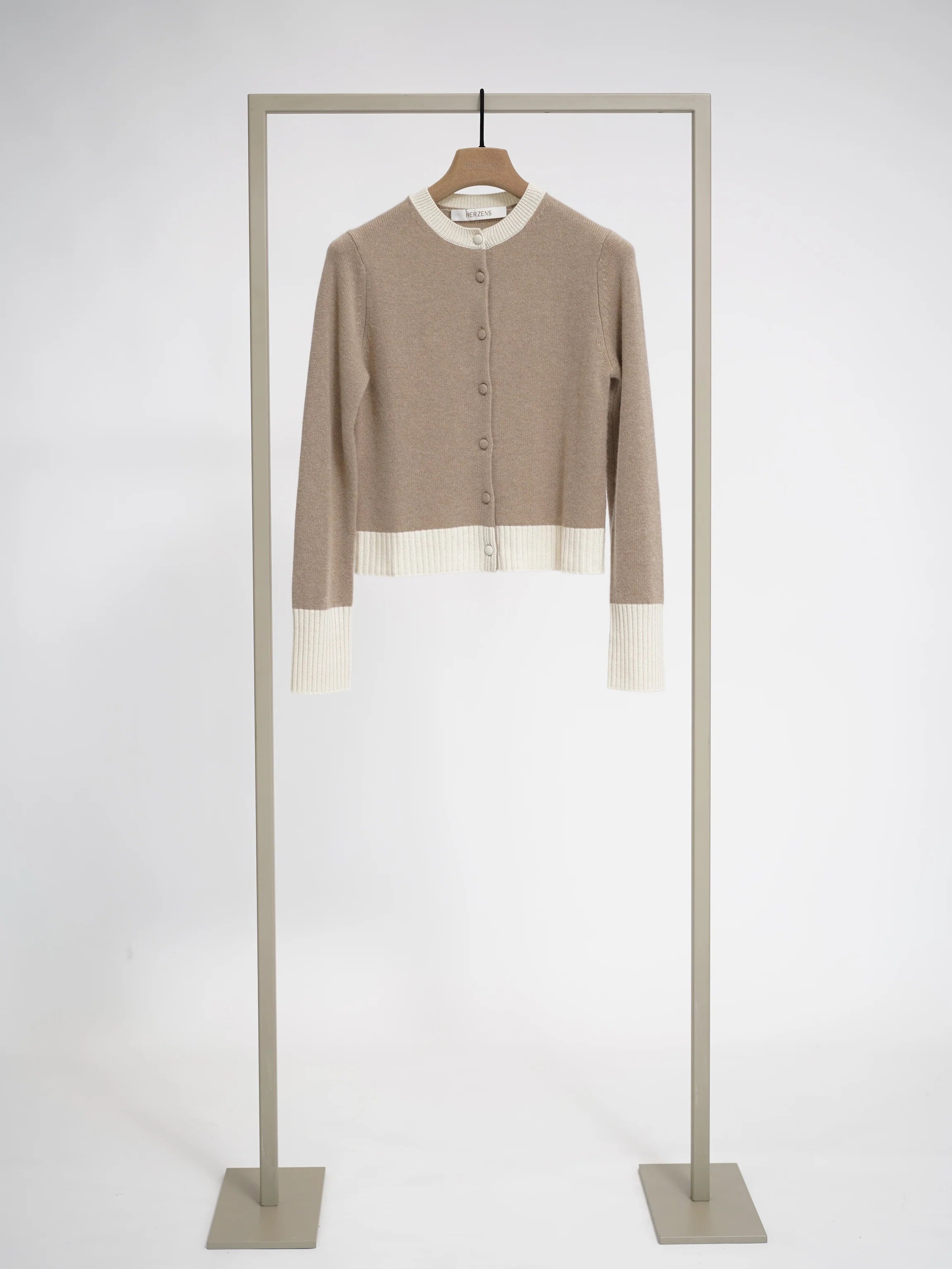 Herzens Cardigan Grain Taupe