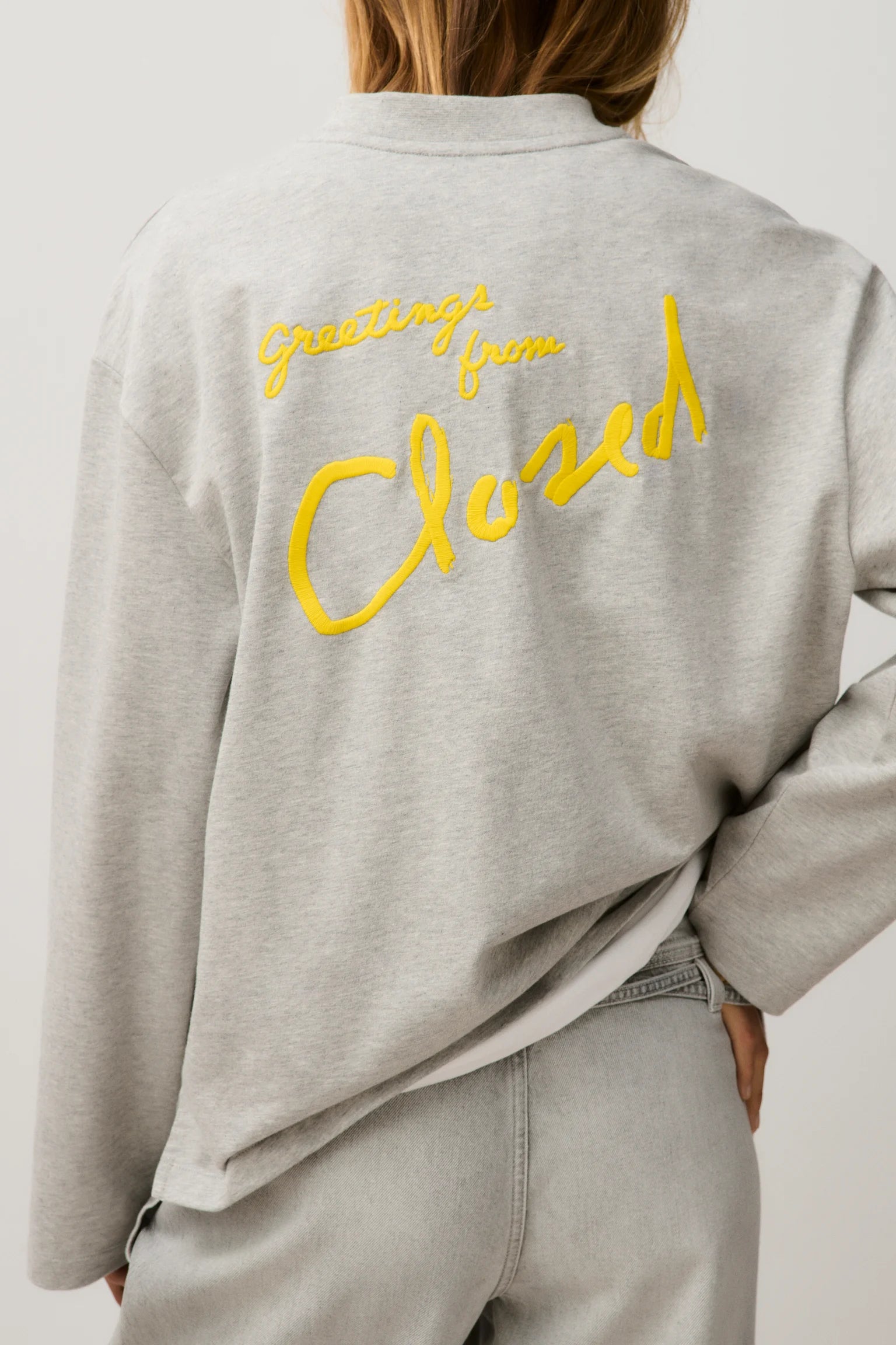 Closed Longsleeve „Greetings“