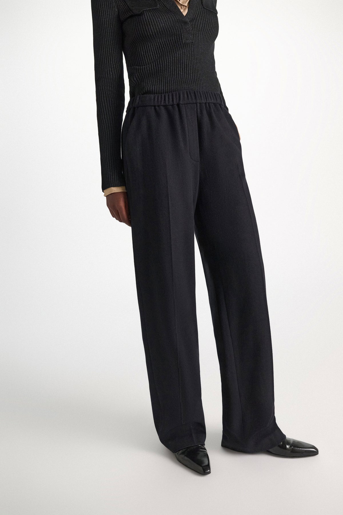 Dorothee Schumacher Hose Soft Silhouettes Vinyl Black