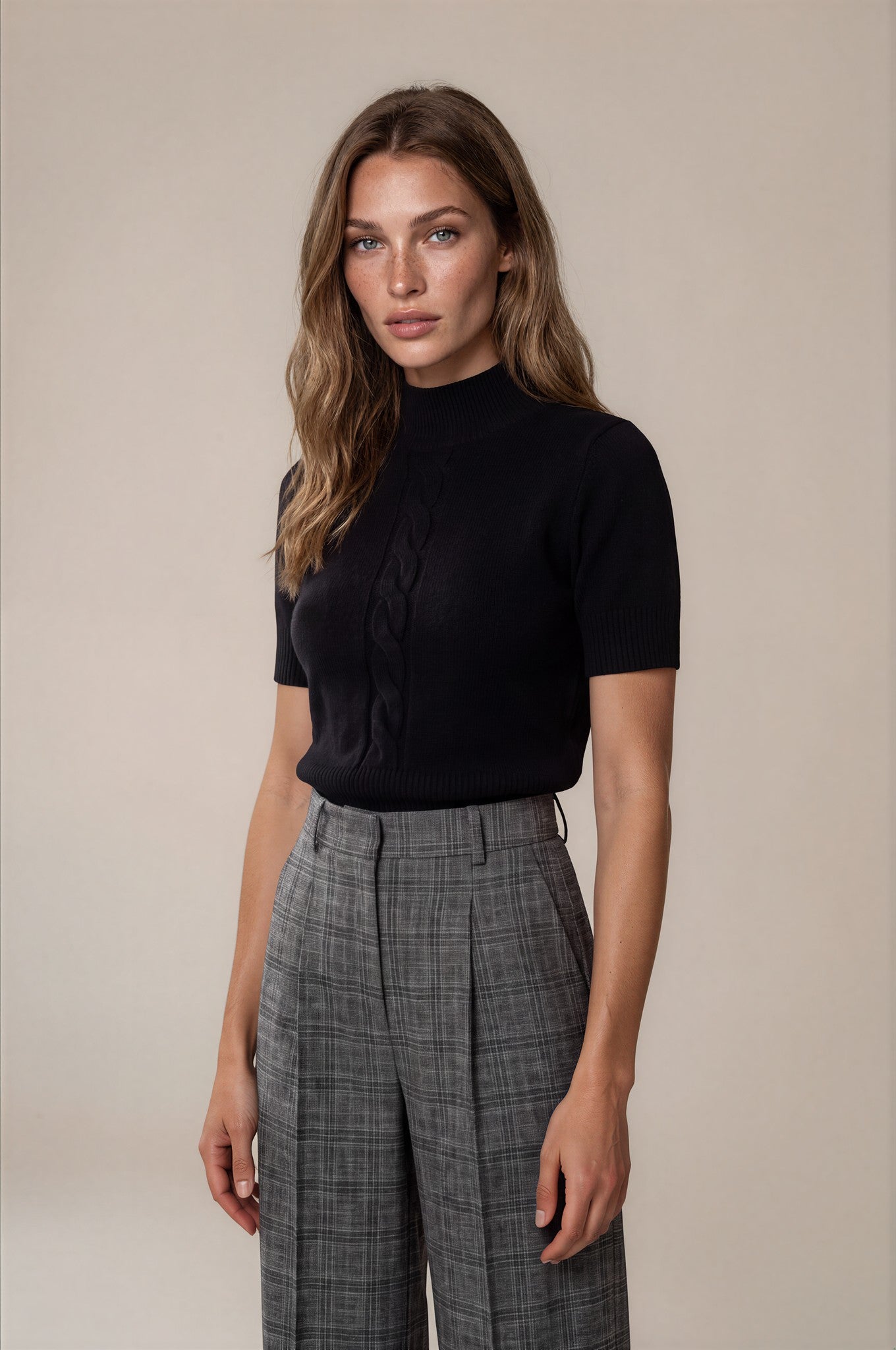 Sem Per Lei Pullover Short Black