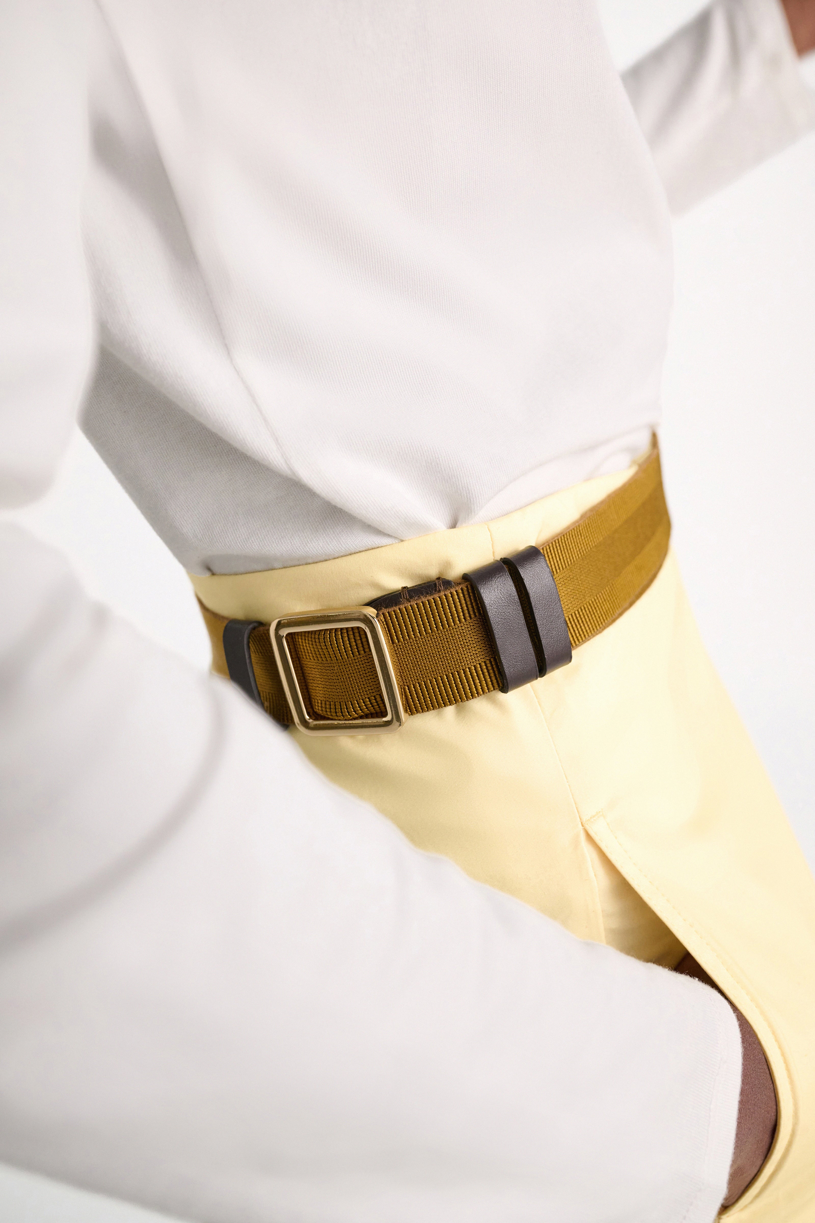 Dorothee Schumacher Chic Elastic Khaki Belt