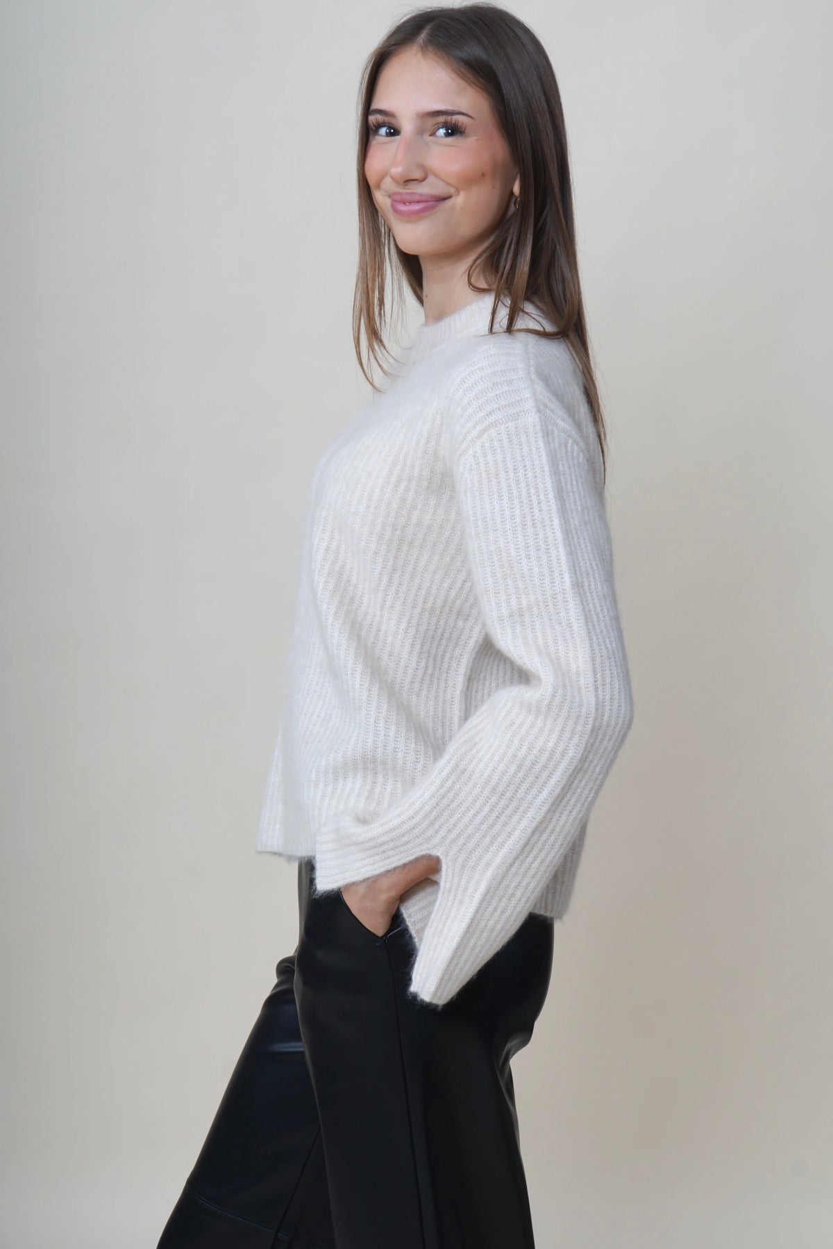 Alcidia Da Veiga Pull Amelie Limestone