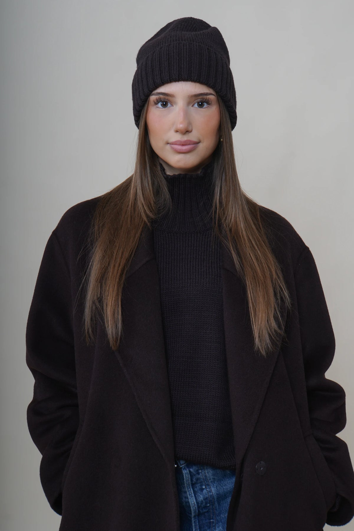 Closed knit beanie Cinder