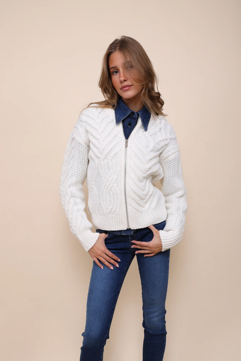 Closed Strickjacke