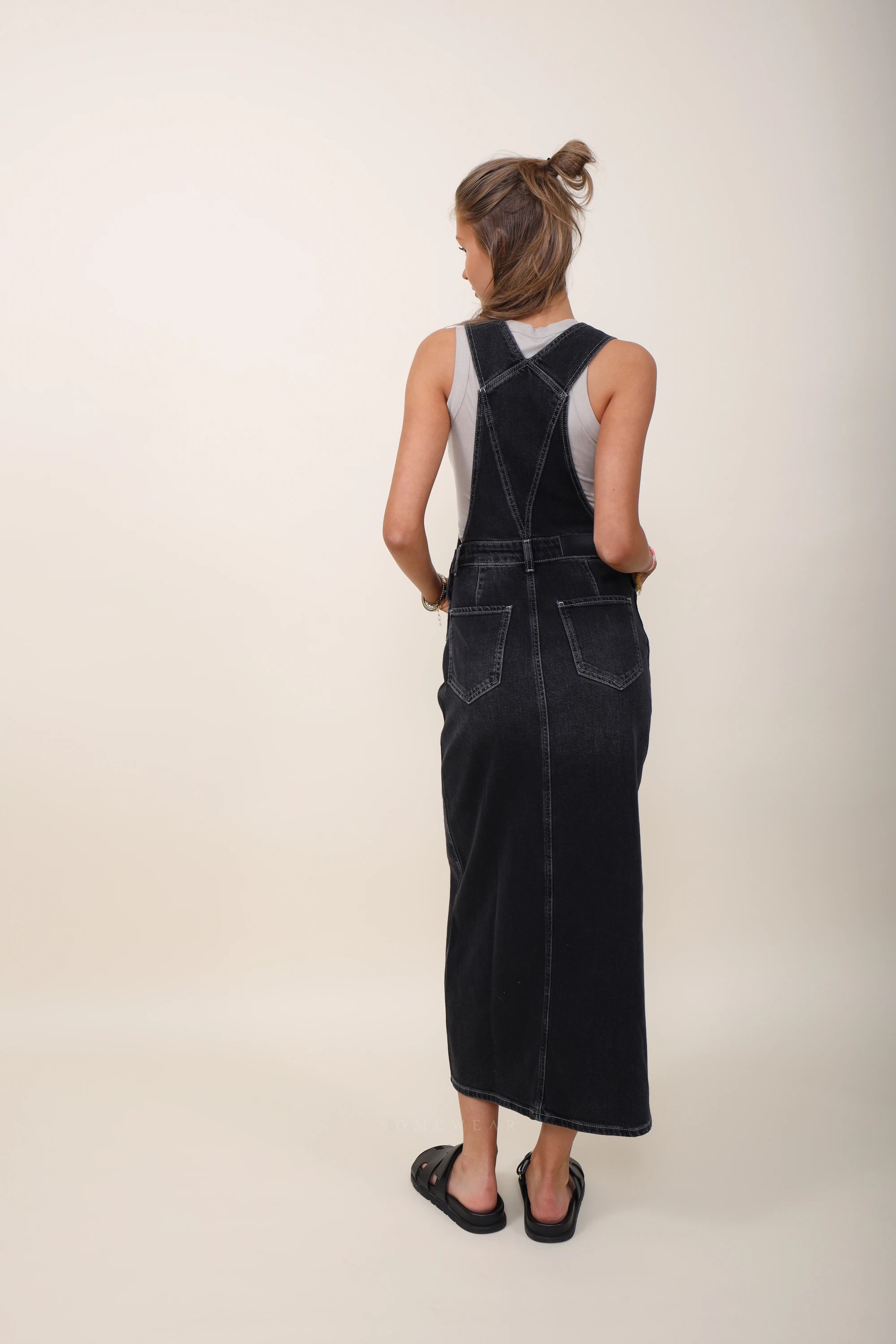 Rails dress black