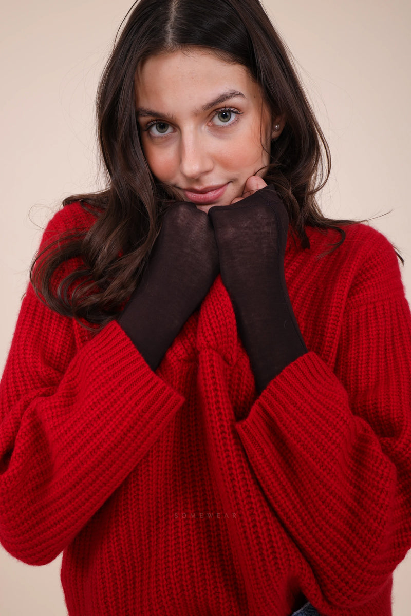 Be You Pullover Be Victorious Crimson