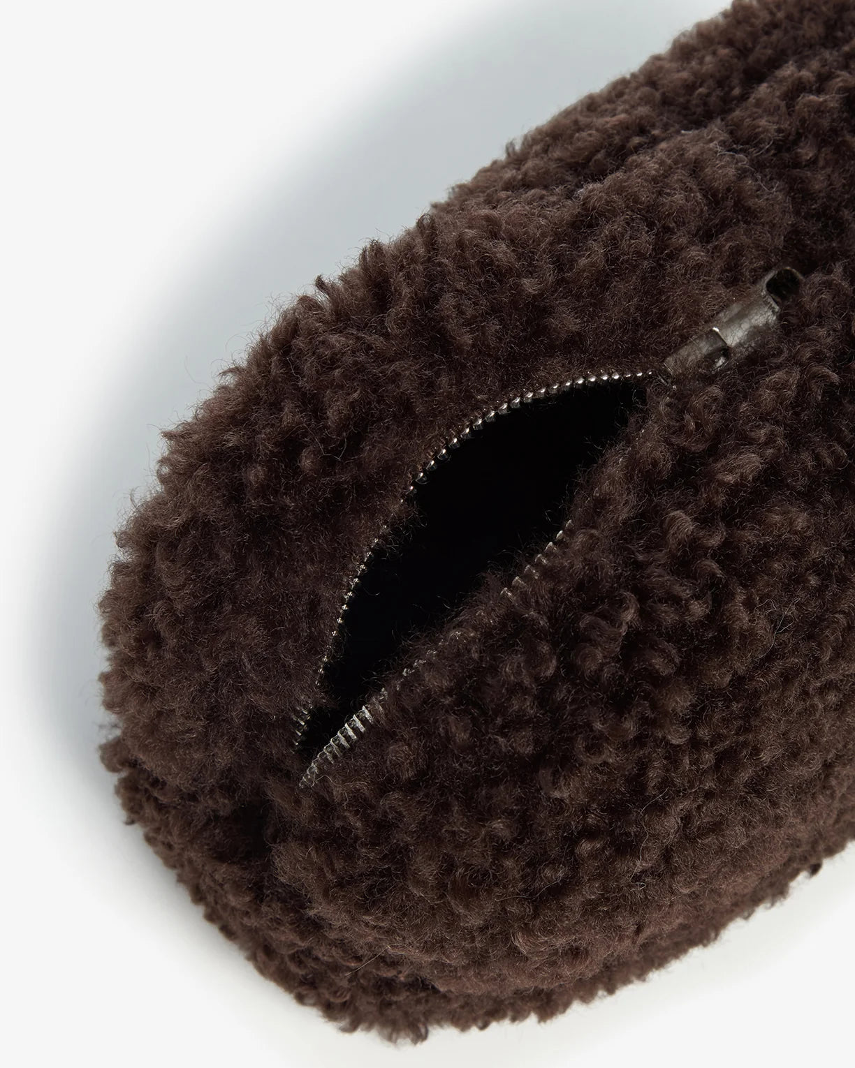 Apparis Pochette Bouclé Marron