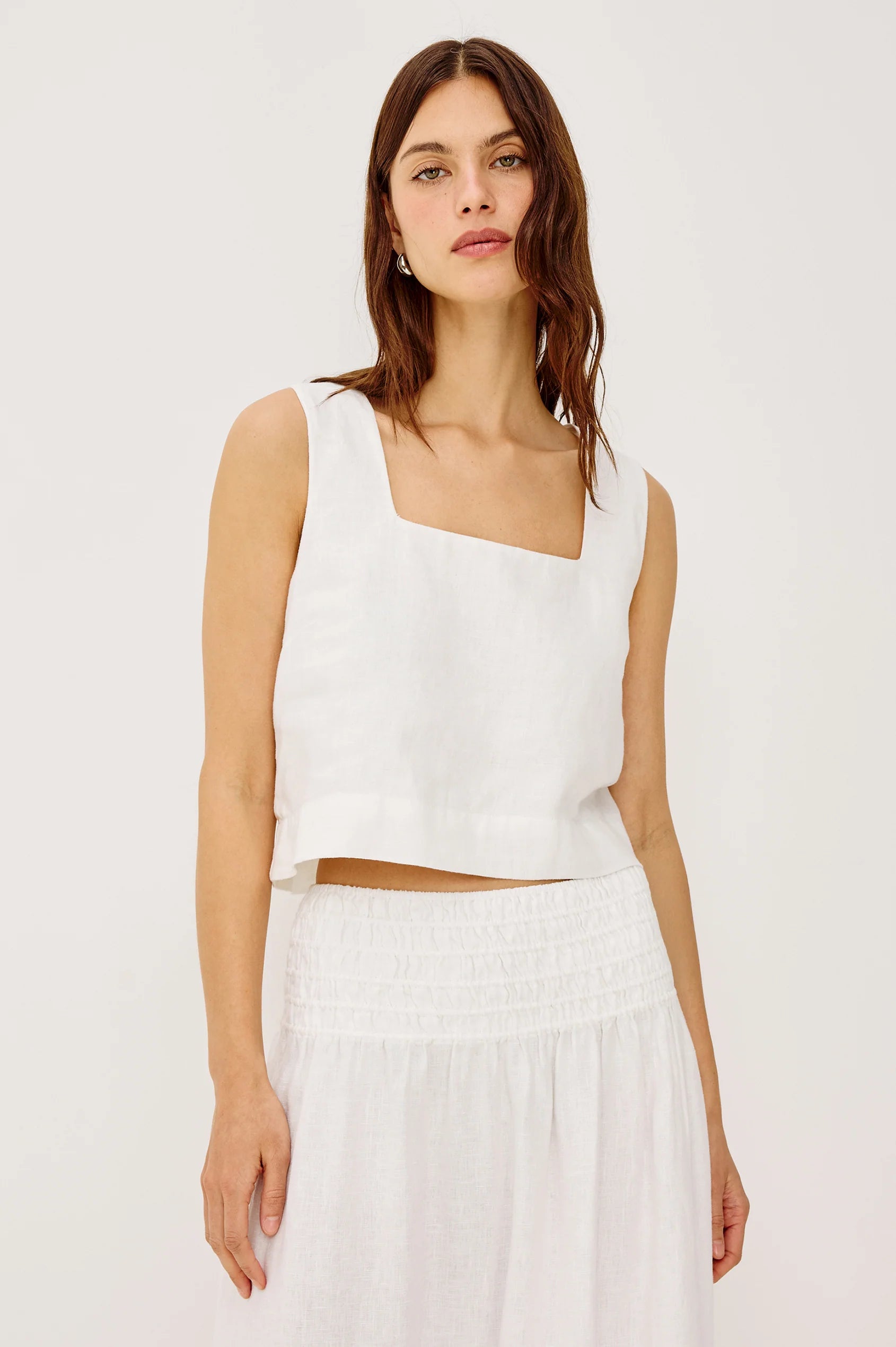 Rails Top Akira White