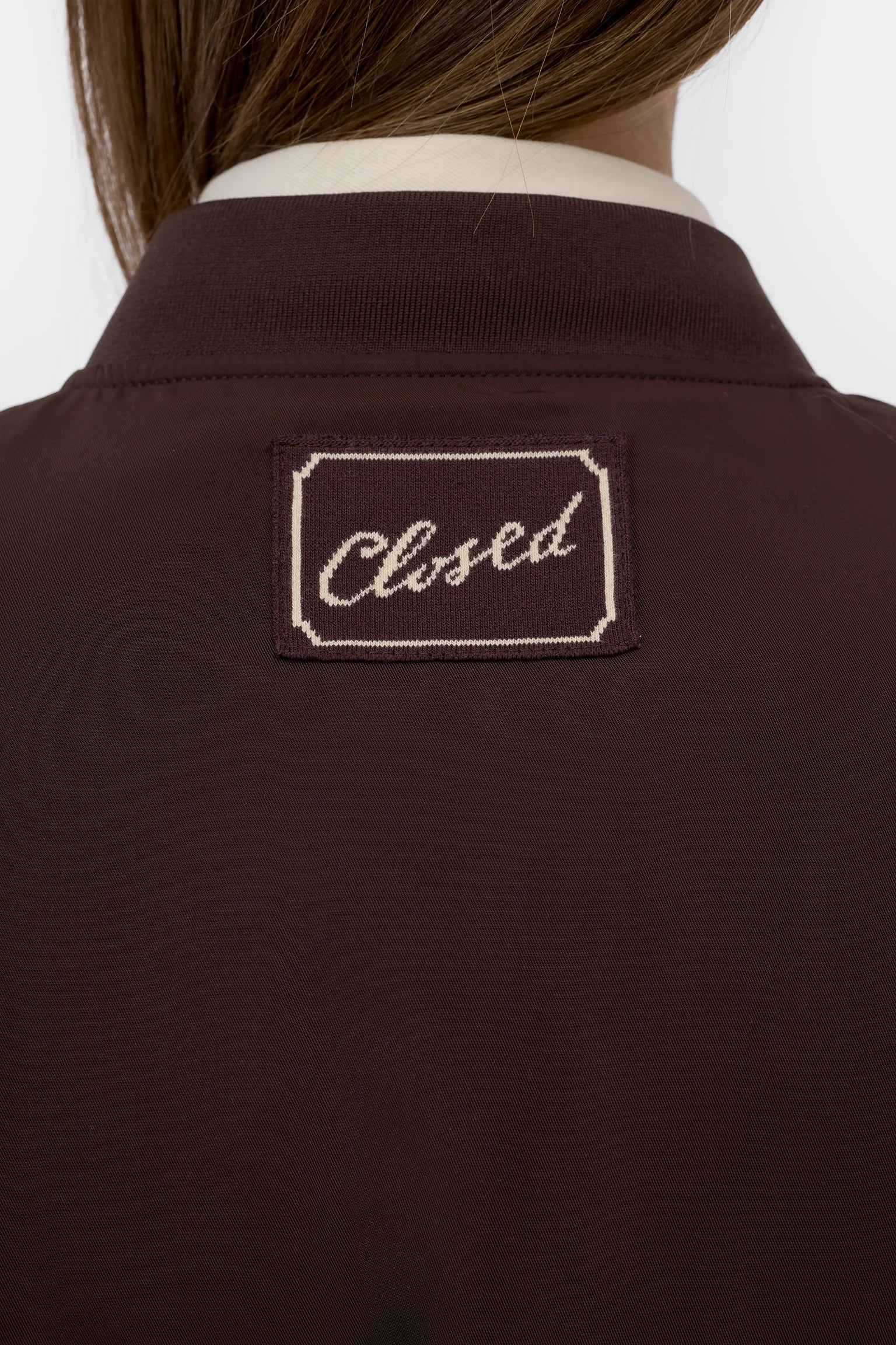 Closed Bomberjacke Mahagony