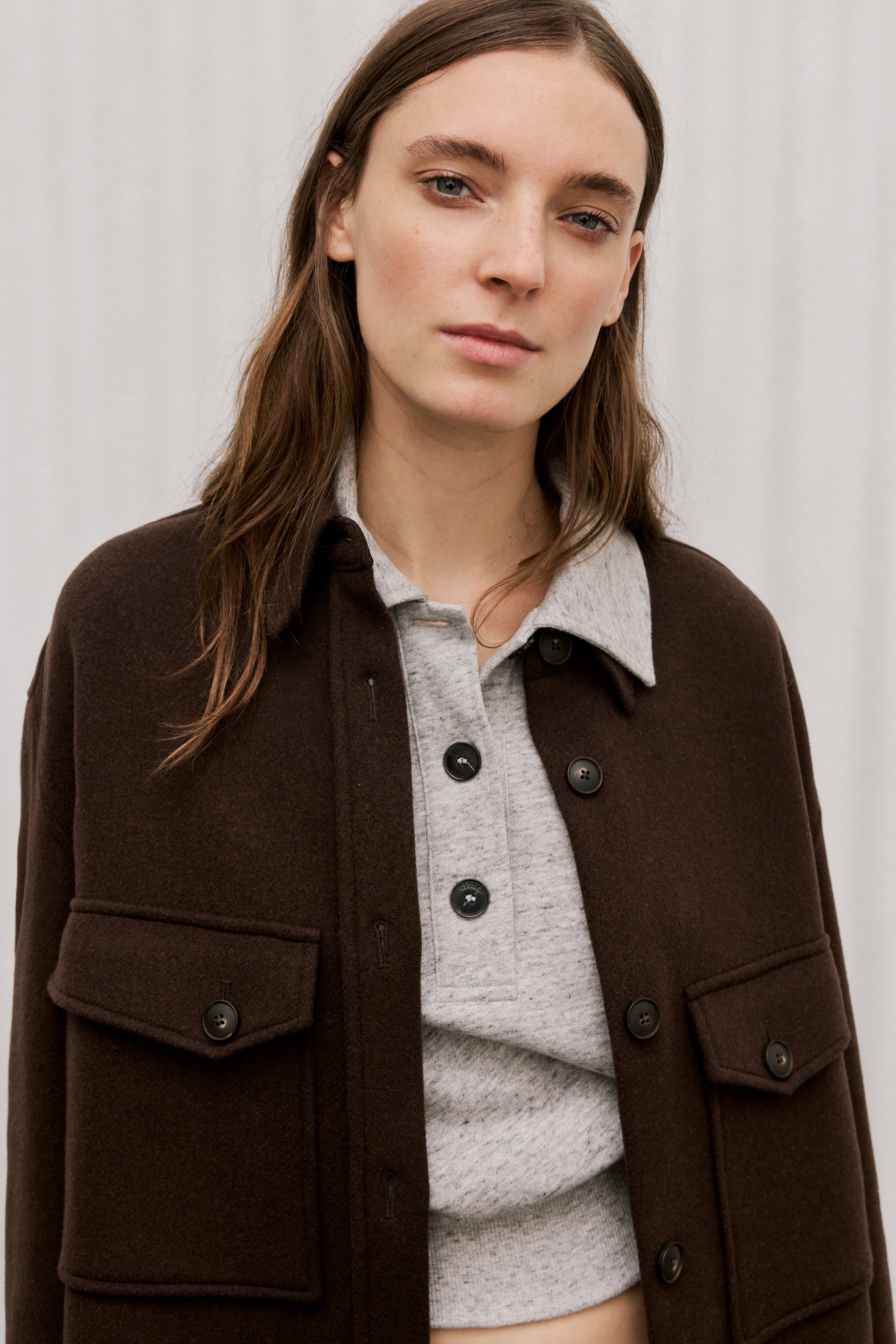 Closed Hemdjacke Mahagony