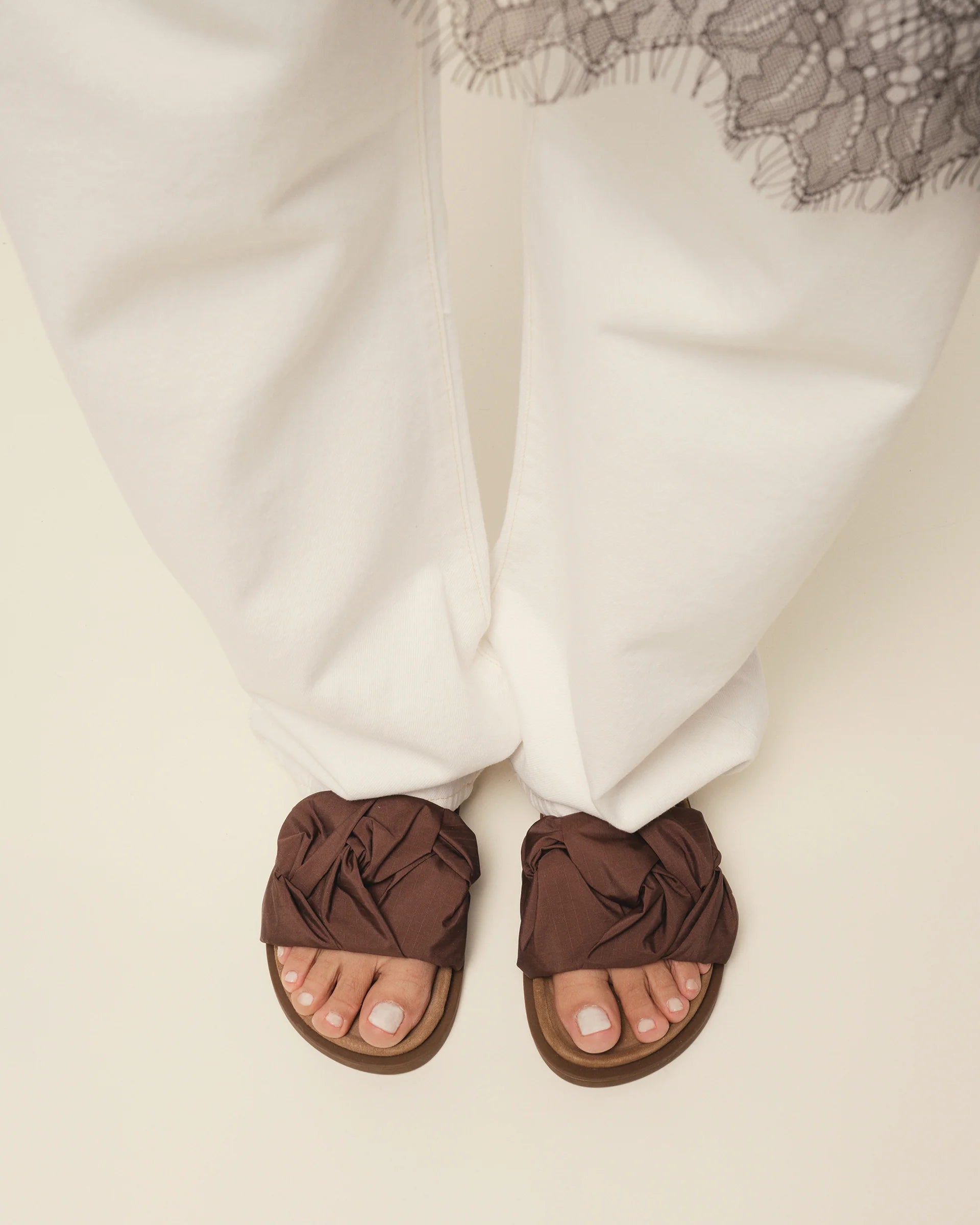 Inuikii Fjord Flower Brown
