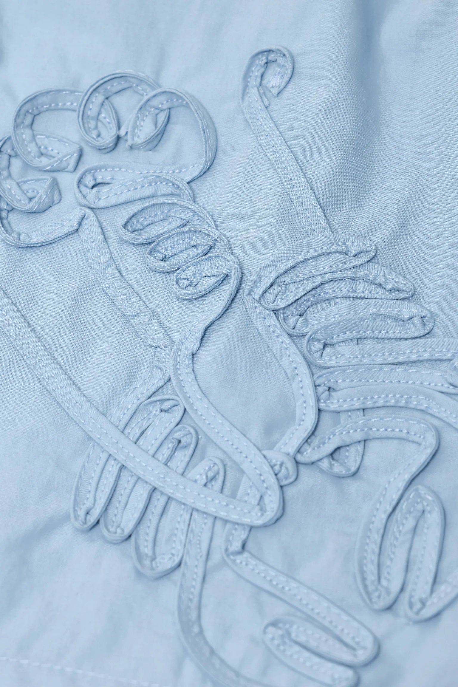 Closed Shorts Dove Blue