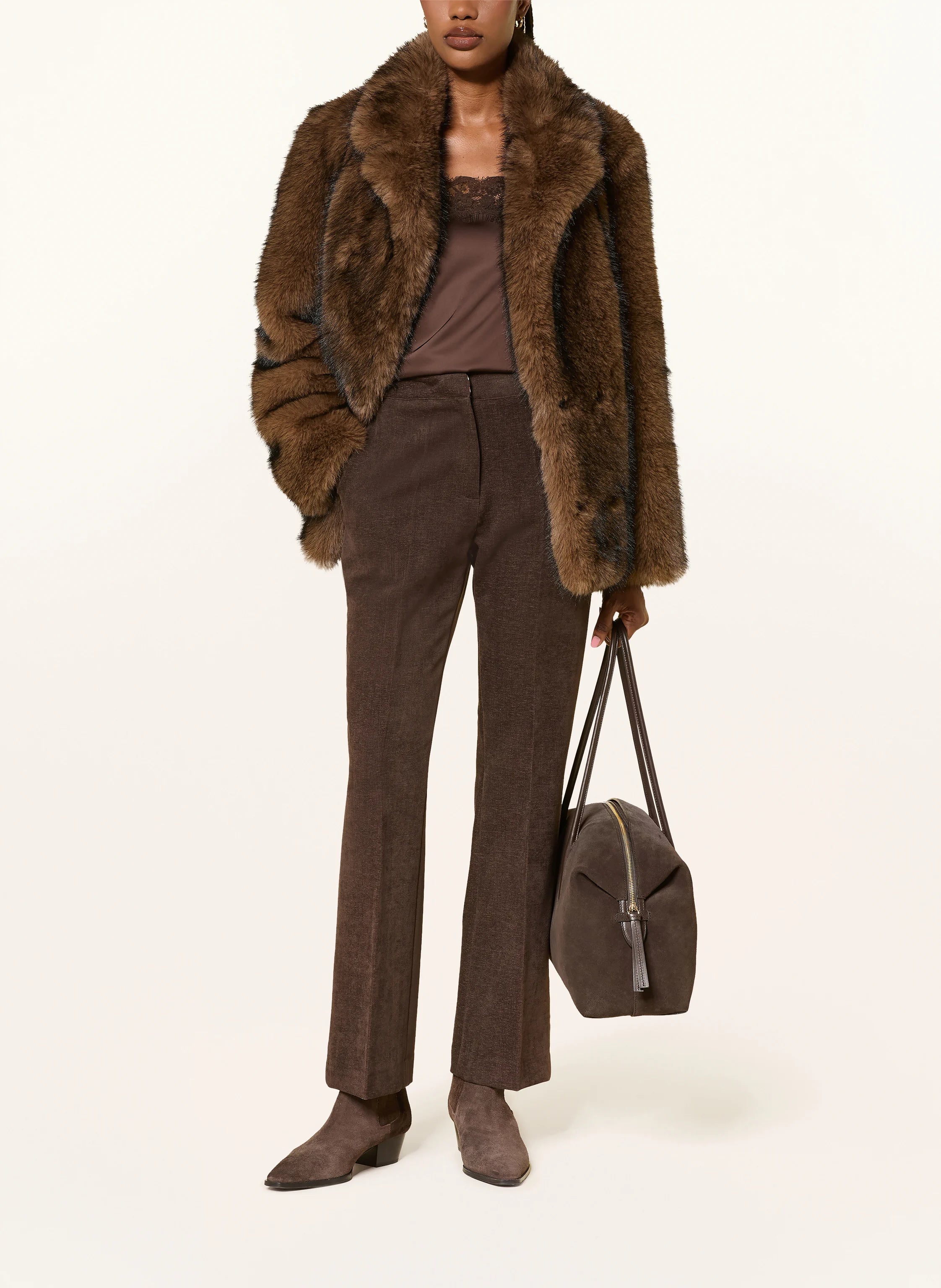 Velvet trousers, without her, Moorish