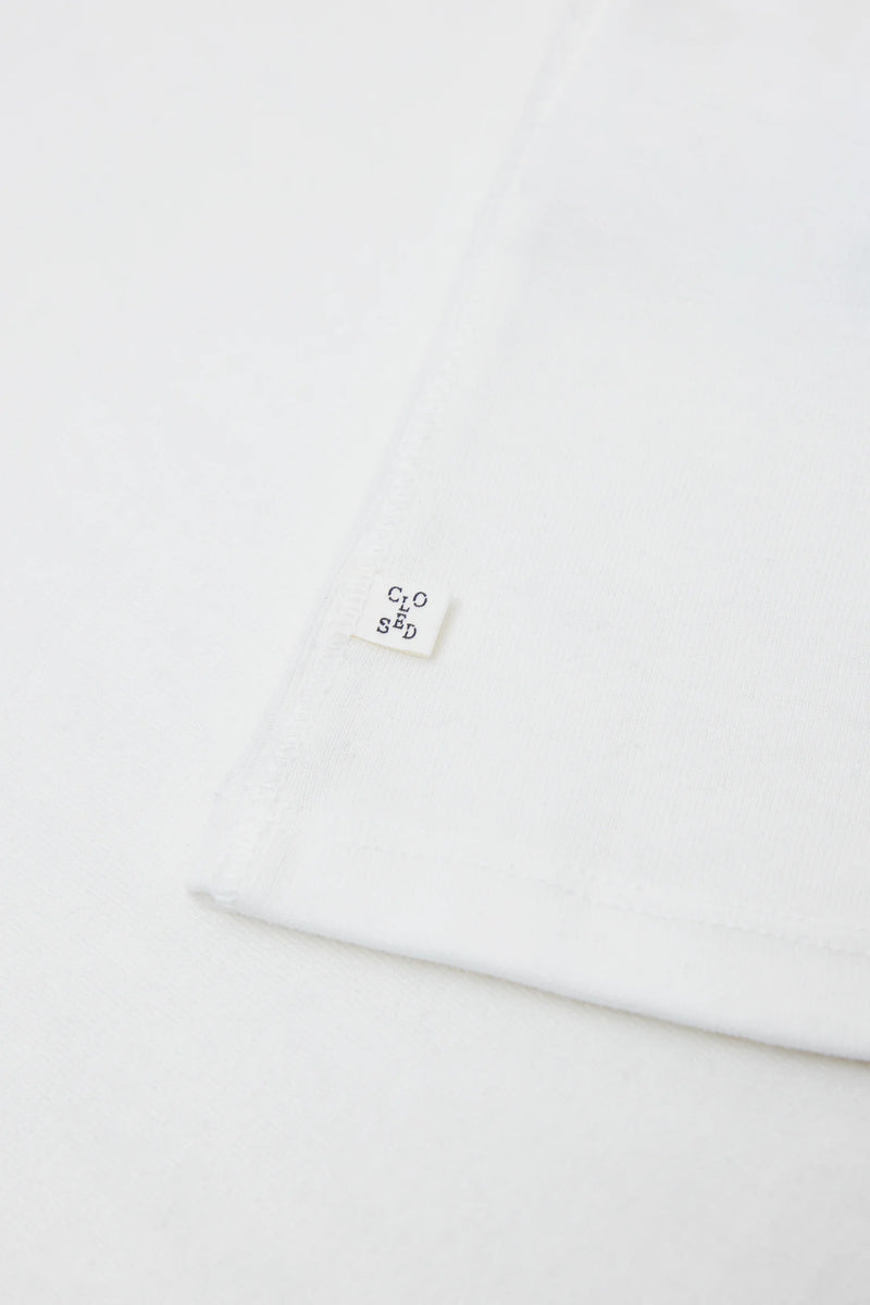 Closed Longsleeve Ivory
