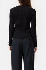 Closed Crew Neck Black