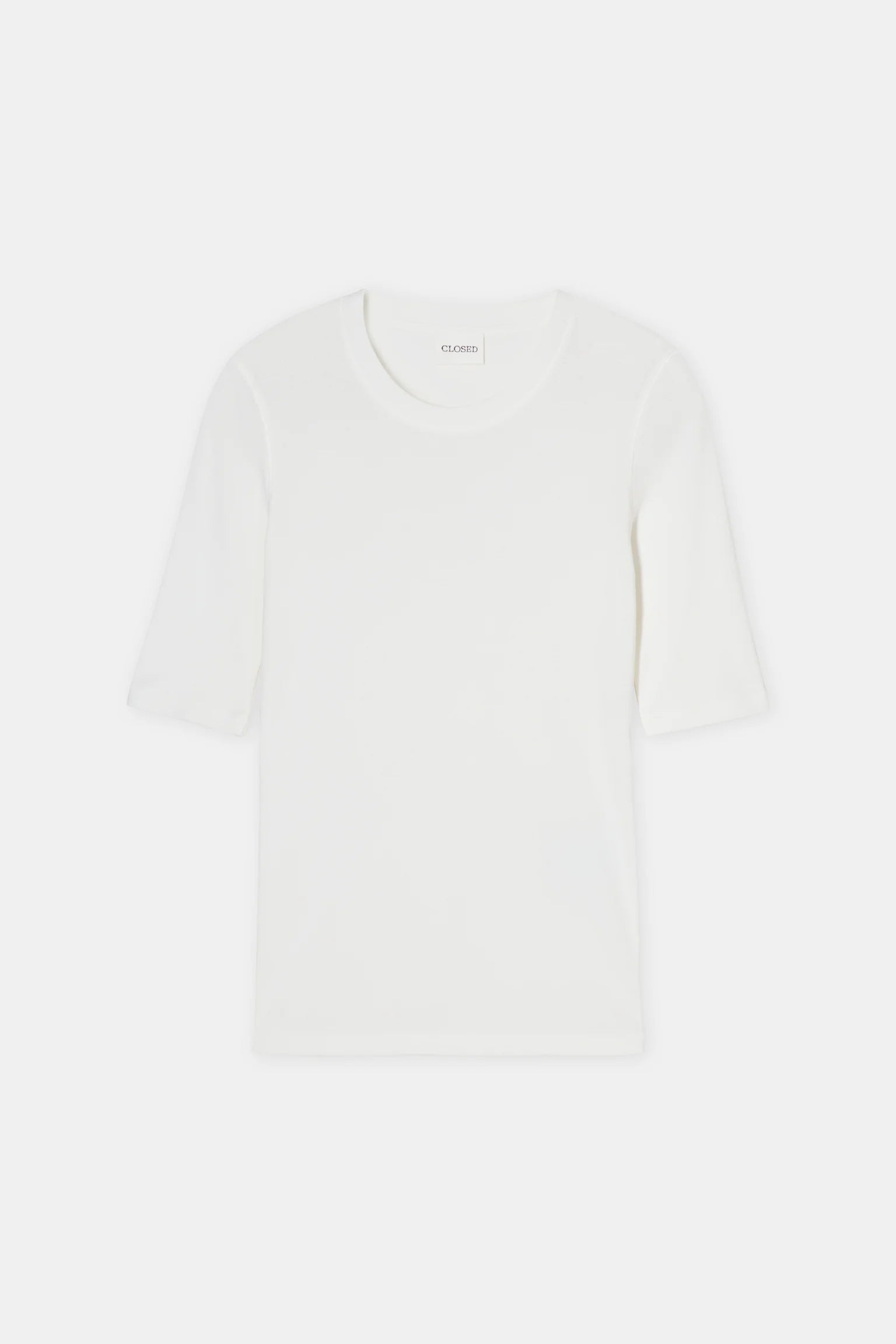 Closed Shortsleeve Ivory