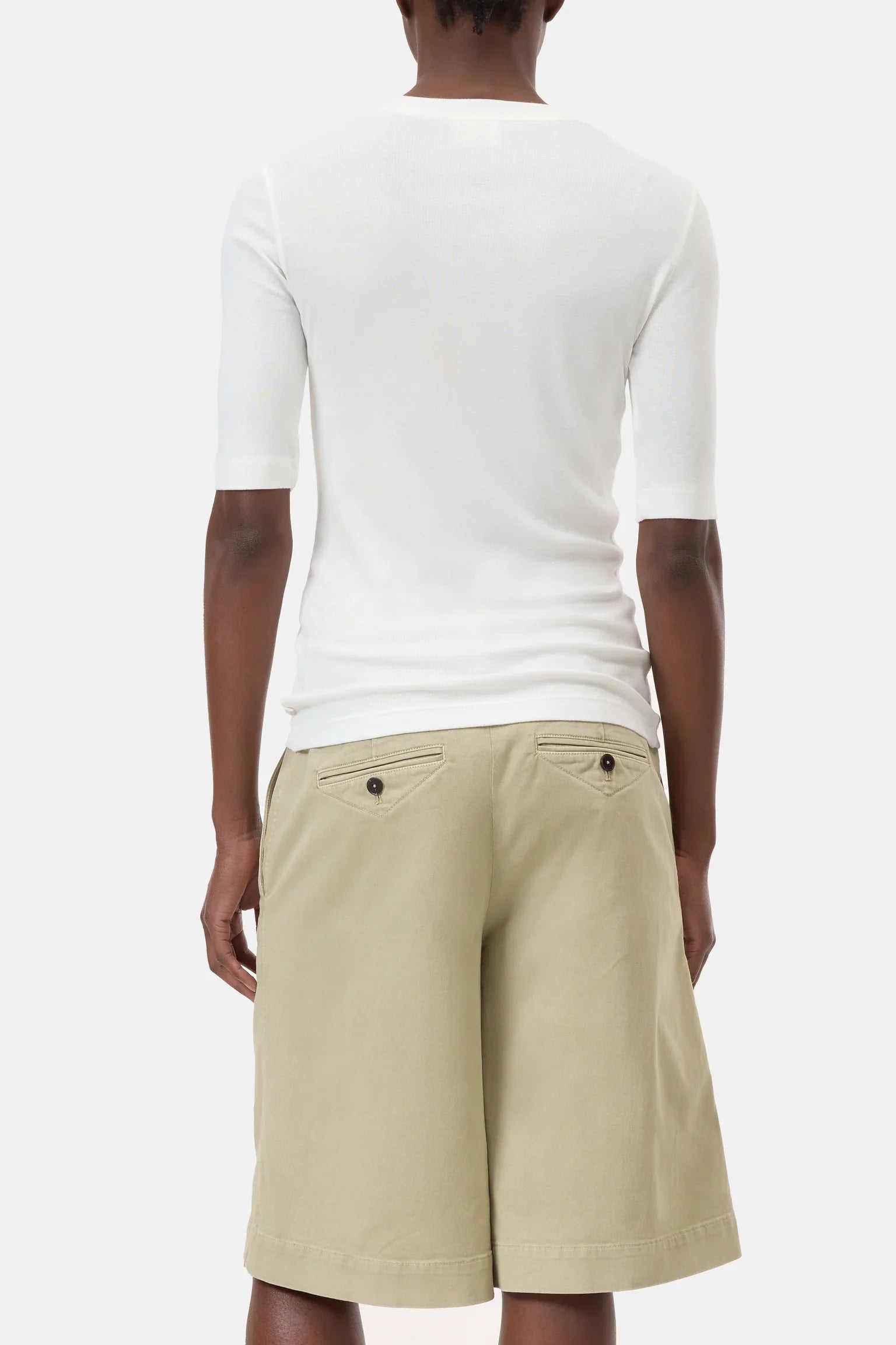 Closed Crewneck Ivory
