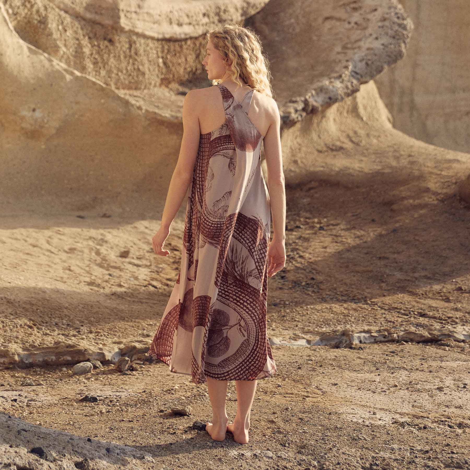 Friendly Hunting Dress Vian Garden Eden