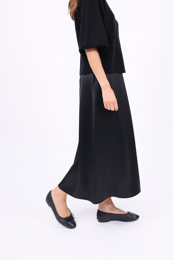 Herzensangelegenheit Rock Satin II Black