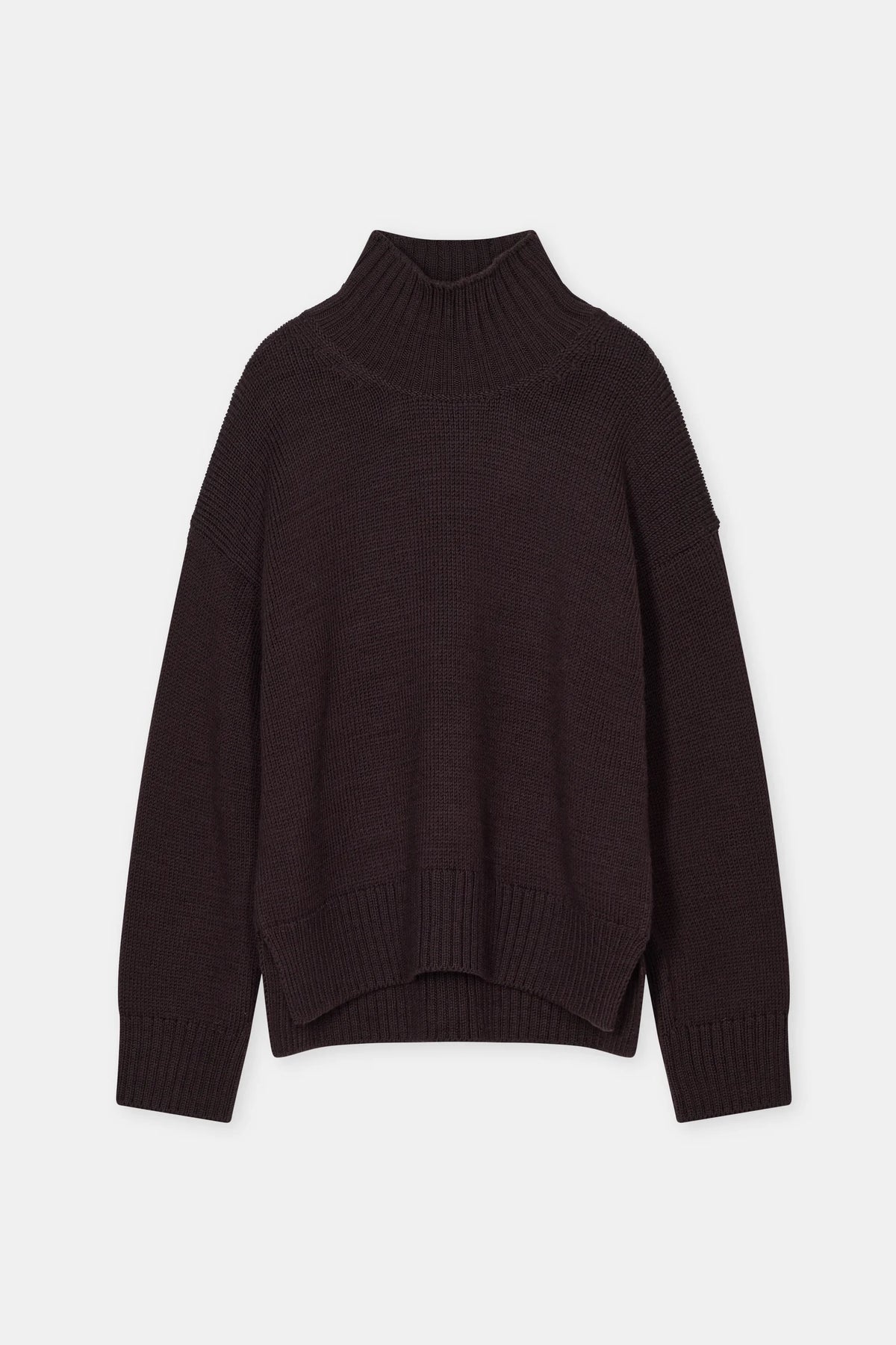 Closed Pullover Cinder