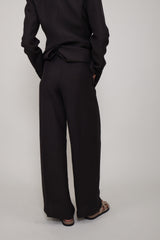 Liviana Conti Hose Gareth Fondente