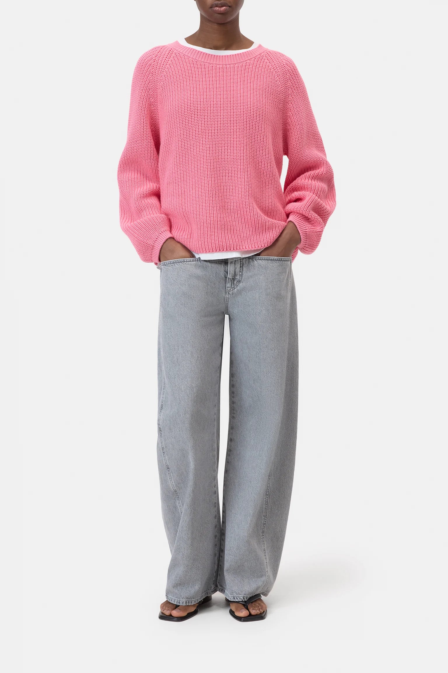 Closed Crewneck Peony Pink