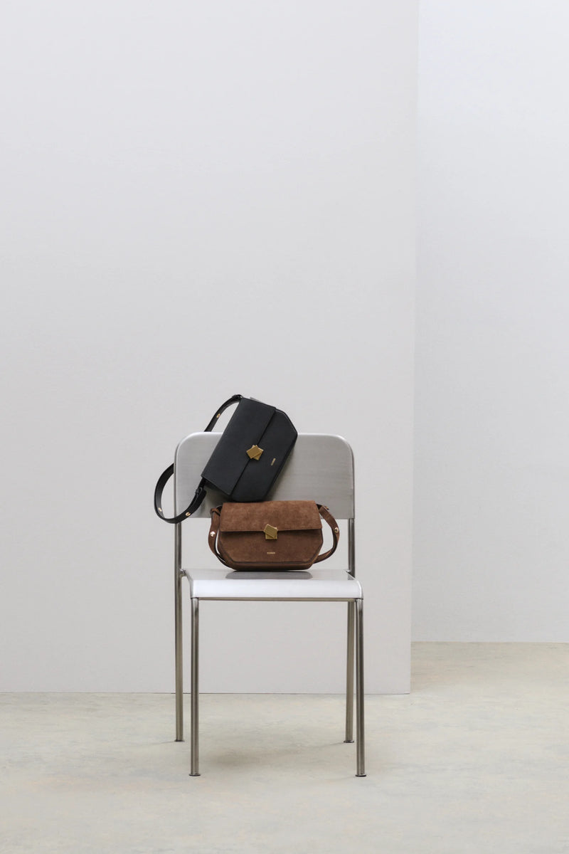 Closed Bag Suede Brown