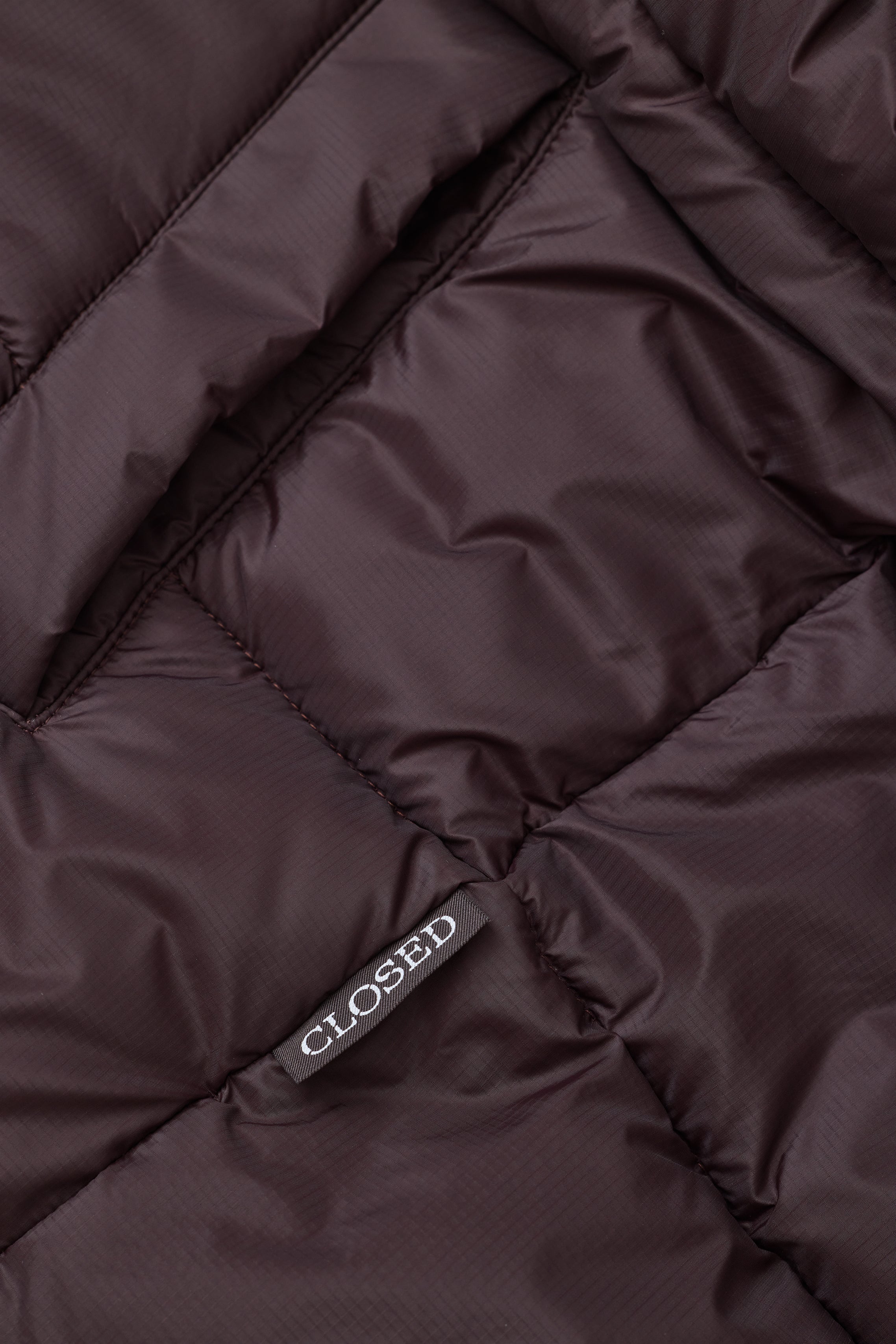Closed Jacke Puffer Cinder