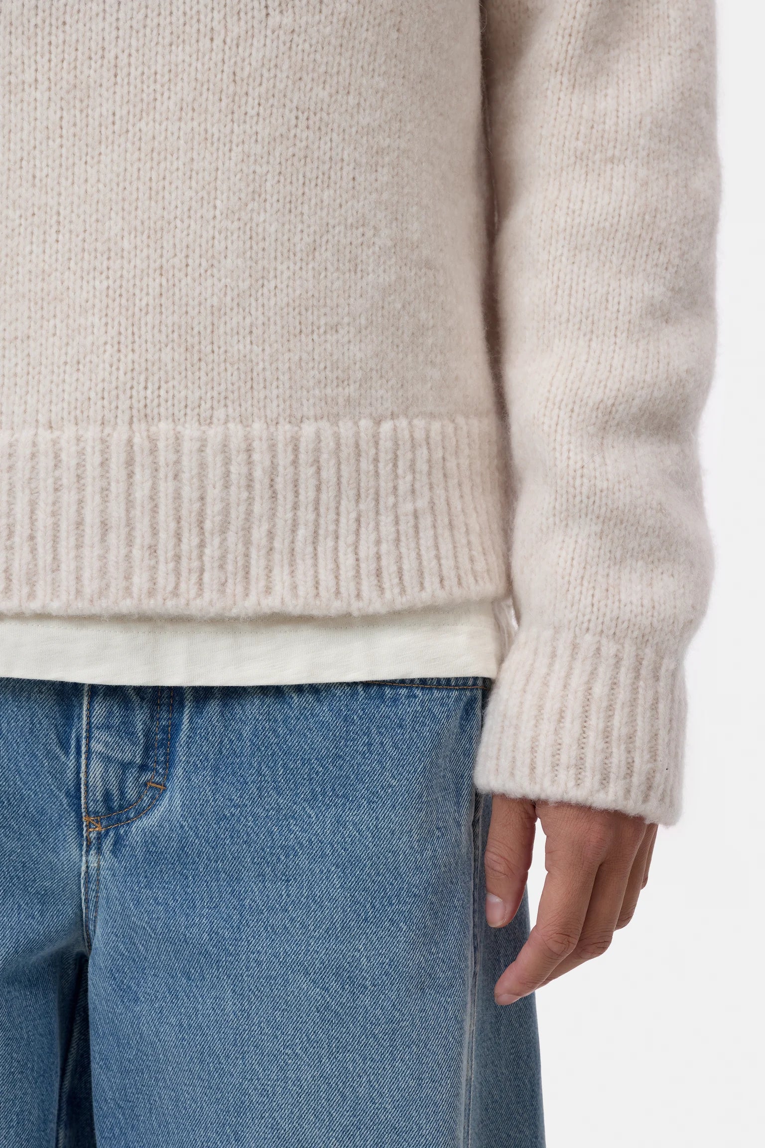 Closed Pullover Cloud Cream