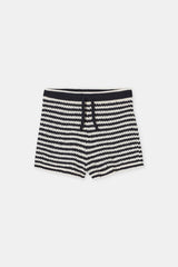 Closed Shorts Black &amp; White
