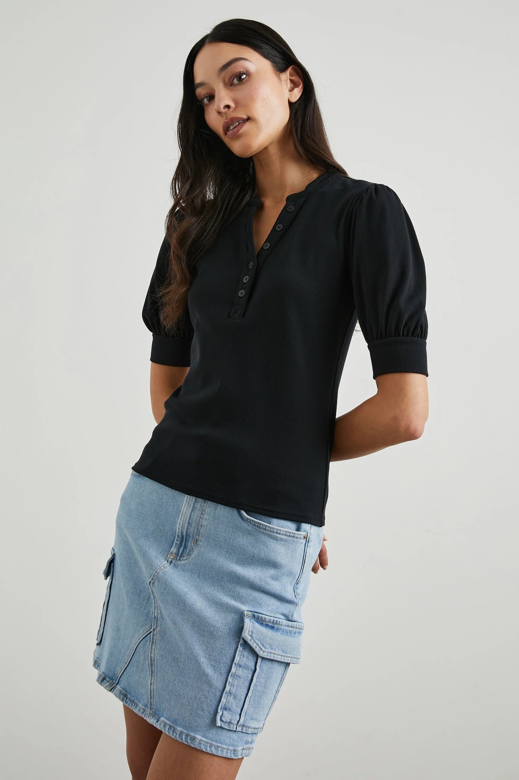 Rails Top Jewel Black